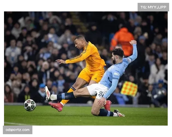 曼城后场出球体系升级 格伊百分之九十一传球成功率适配传控哲学